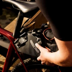 Ortlieb Borselli Sottosella|Borse Posteriori Bici*Borsa sottosella Assos x 11L -