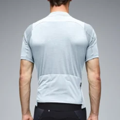 Uomo Q36.5 Maglie*agia Adventure - chiaro