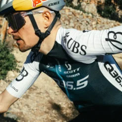 Uomo Q36.5 Maglie*agia Pro Cycing Tea 2025 Gregariu Pro