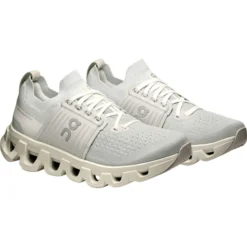 Scarpe donna On Cloudswift 4 - Grigio bianco